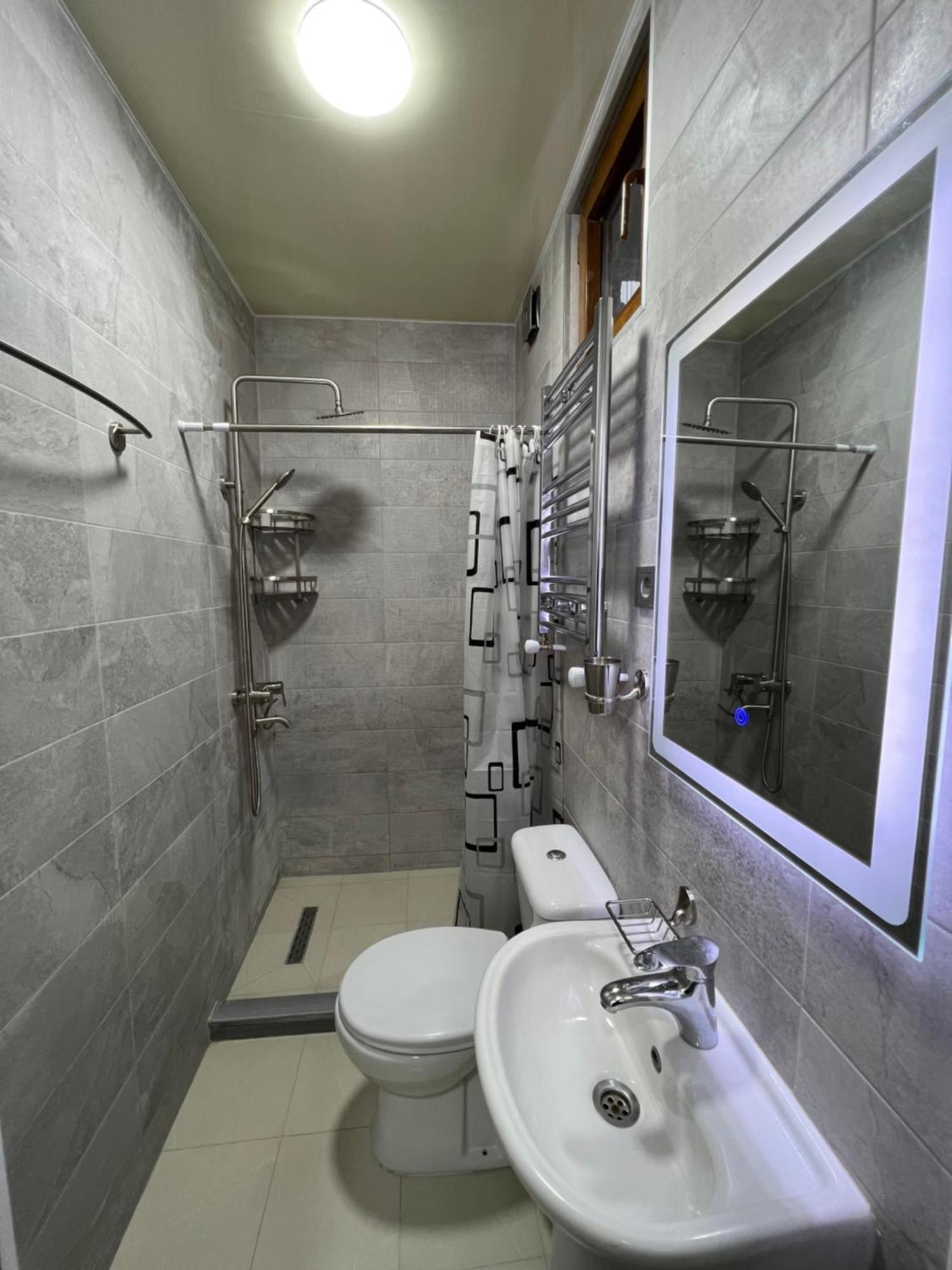 Guest House Orange Kobuleti Bagian luar foto