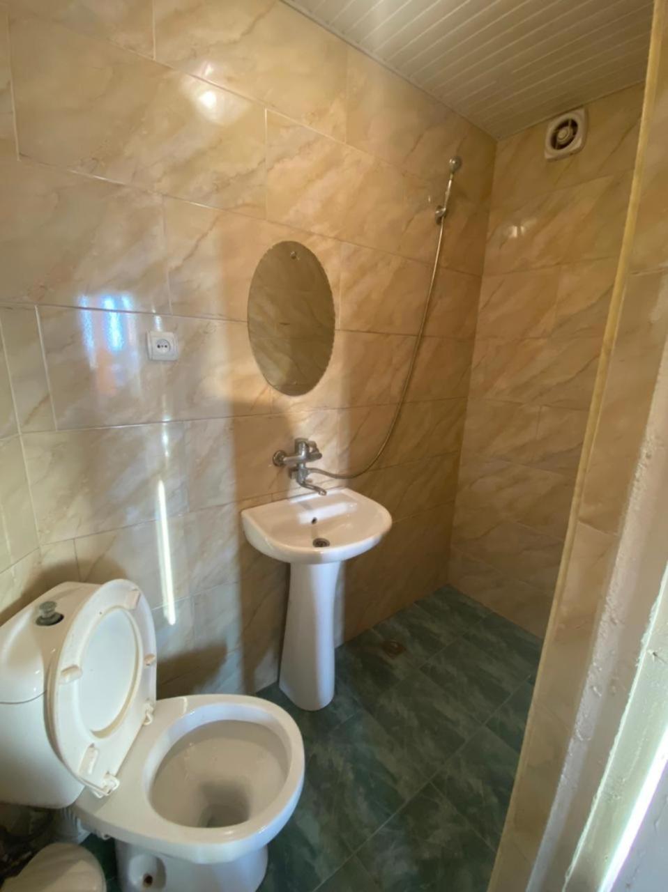 Guest House Orange Kobuleti Bagian luar foto