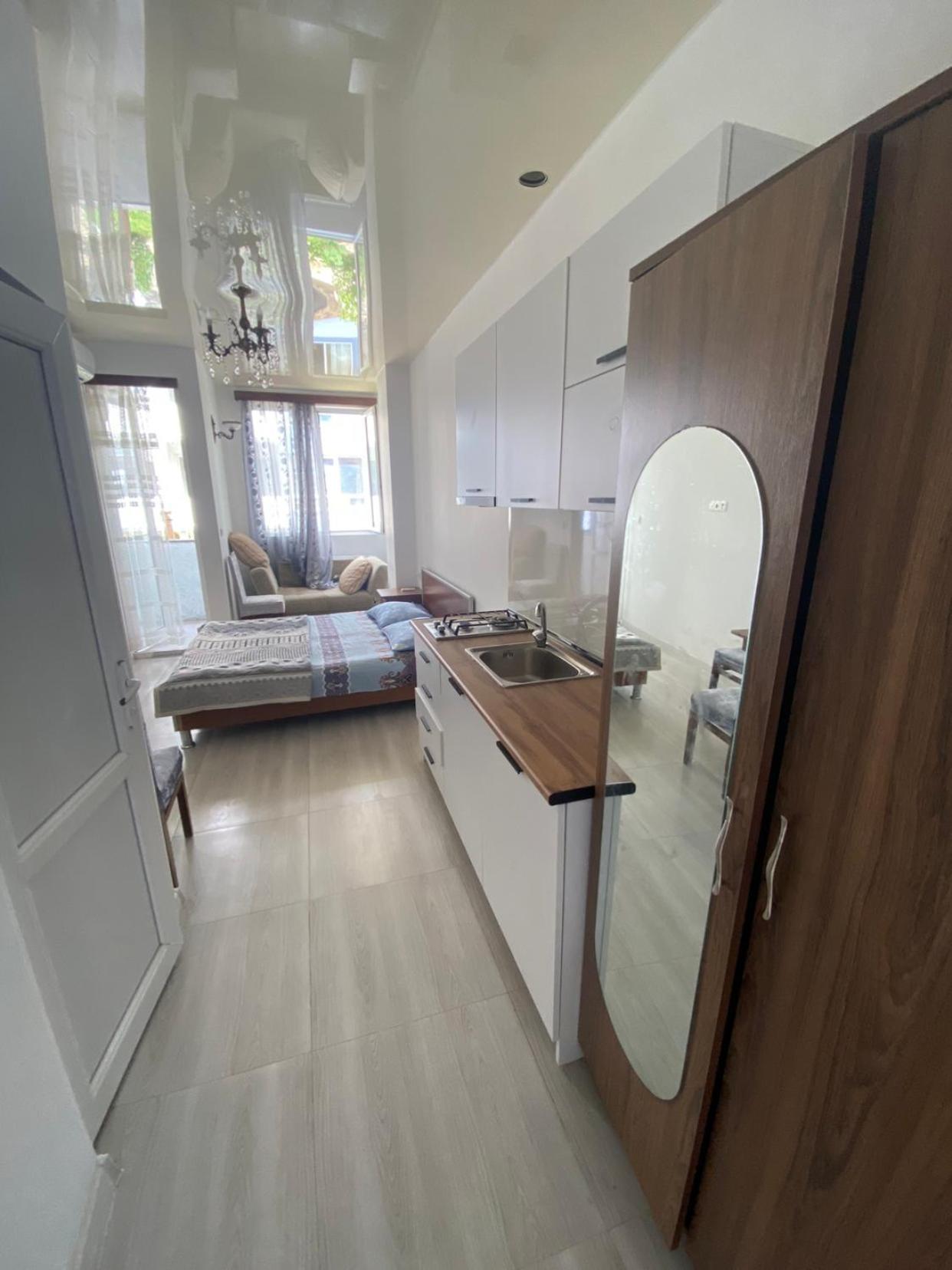 Guest House Orange Kobuleti Bagian luar foto