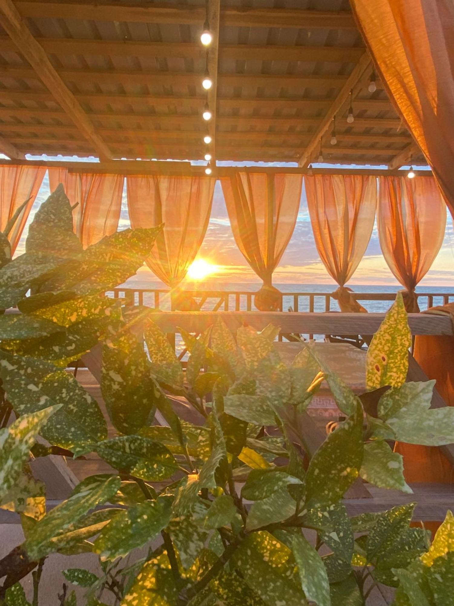 Guest House Orange Kobuleti Bagian luar foto